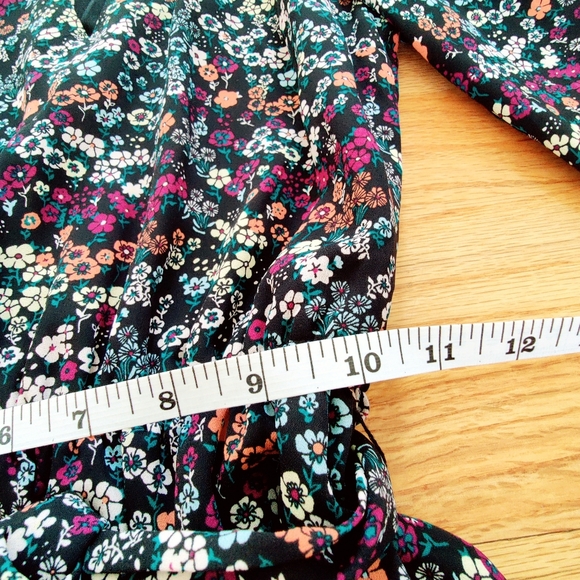 H&M High Neckline Floral Print Dress with Long Sleeves - Picture 3 of 8